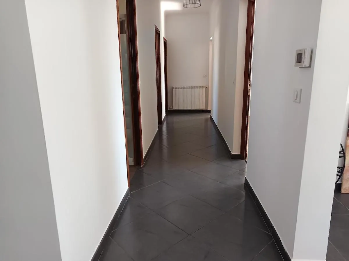 Appartement T4 A L'Etage D'Une Villa Avec Piscine Et Jardin Apartment Grasse